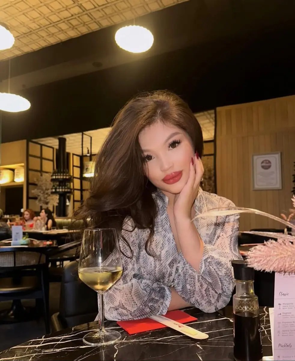 Аниза эскорт в городе Астана