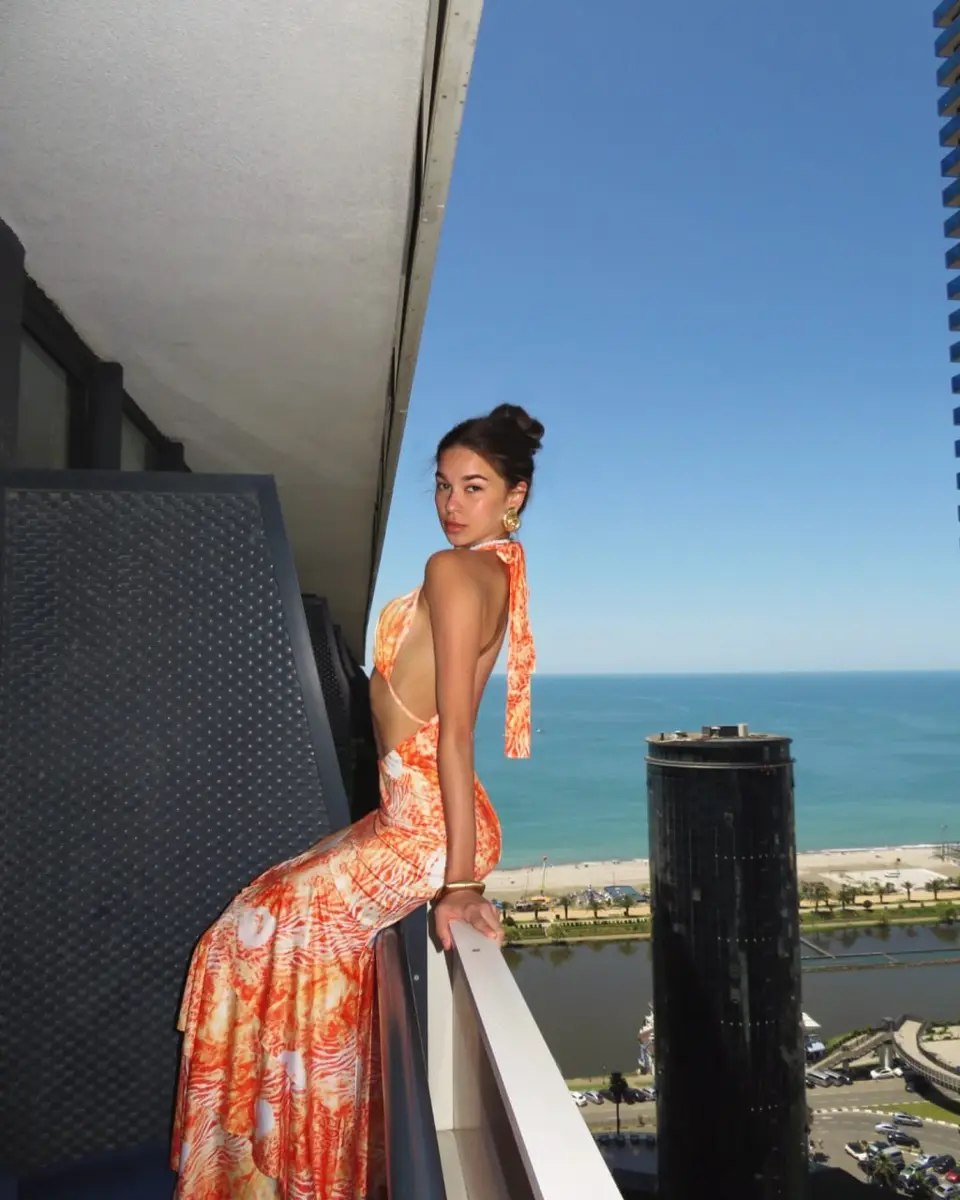 Клара эскорт в городе Астана