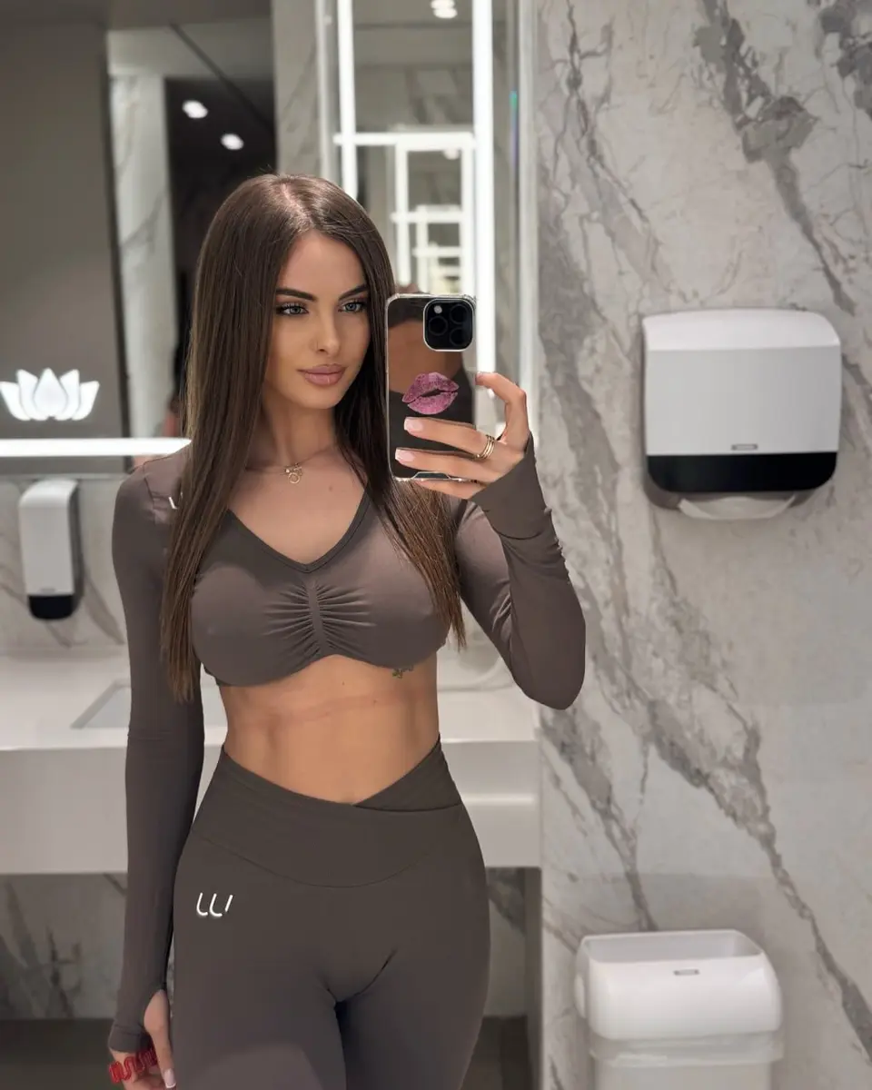 Элизабет эскорт в городе Астана