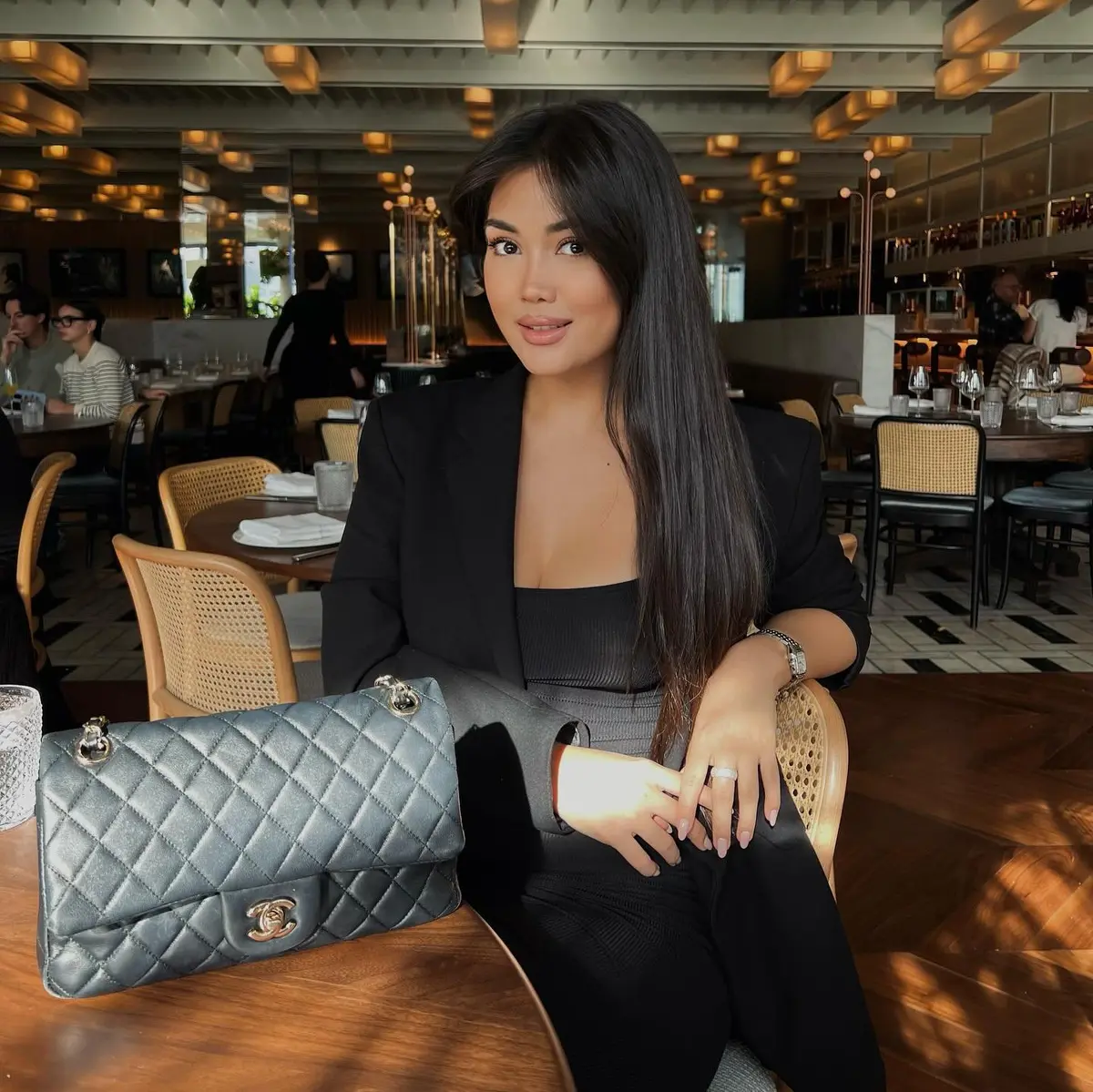 Эвелина эскорт в городе Астана