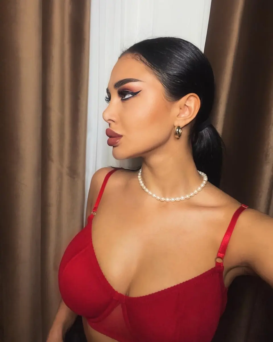 Илона эскорт в городе Астана