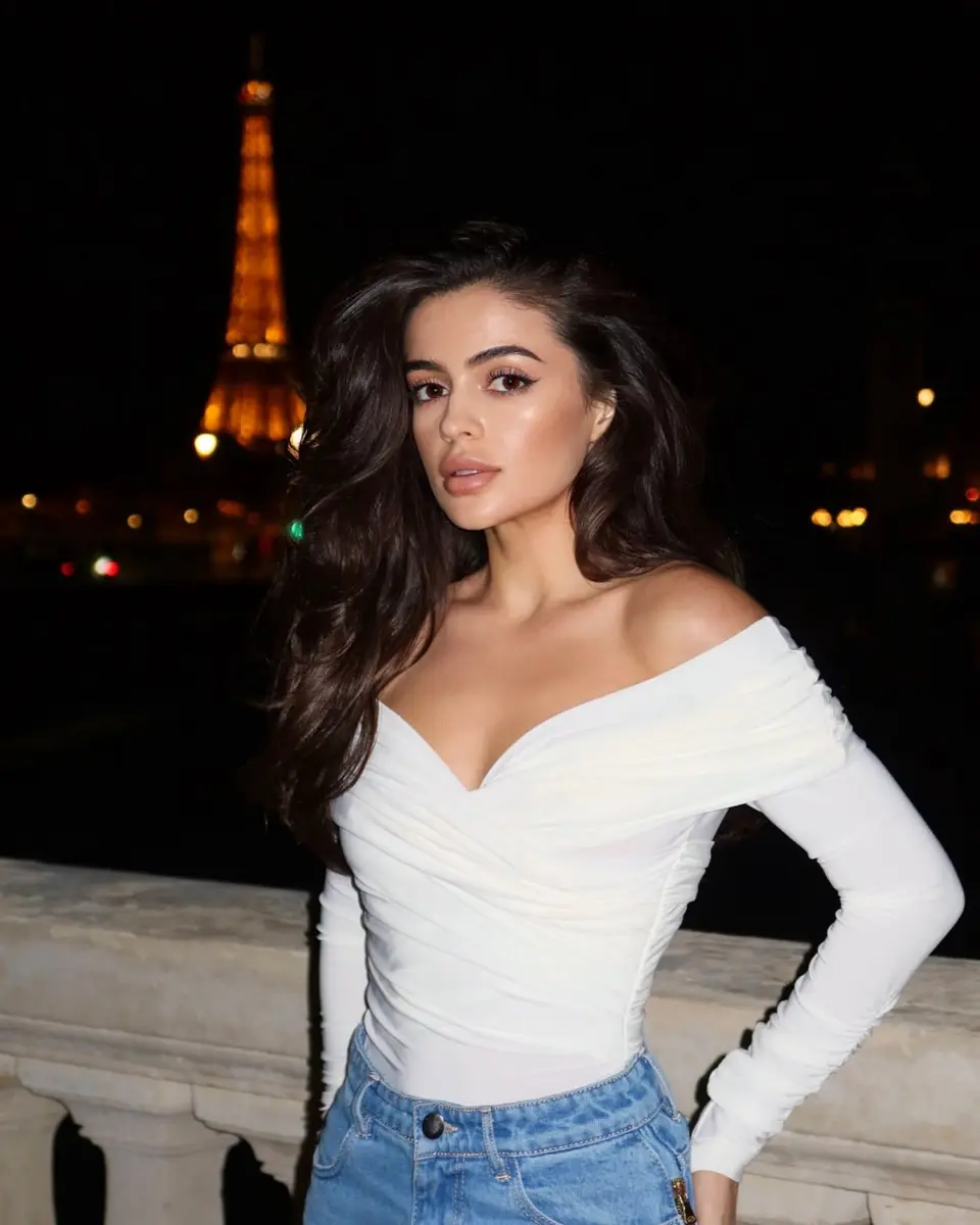 Джулия эскорт в городе Астана