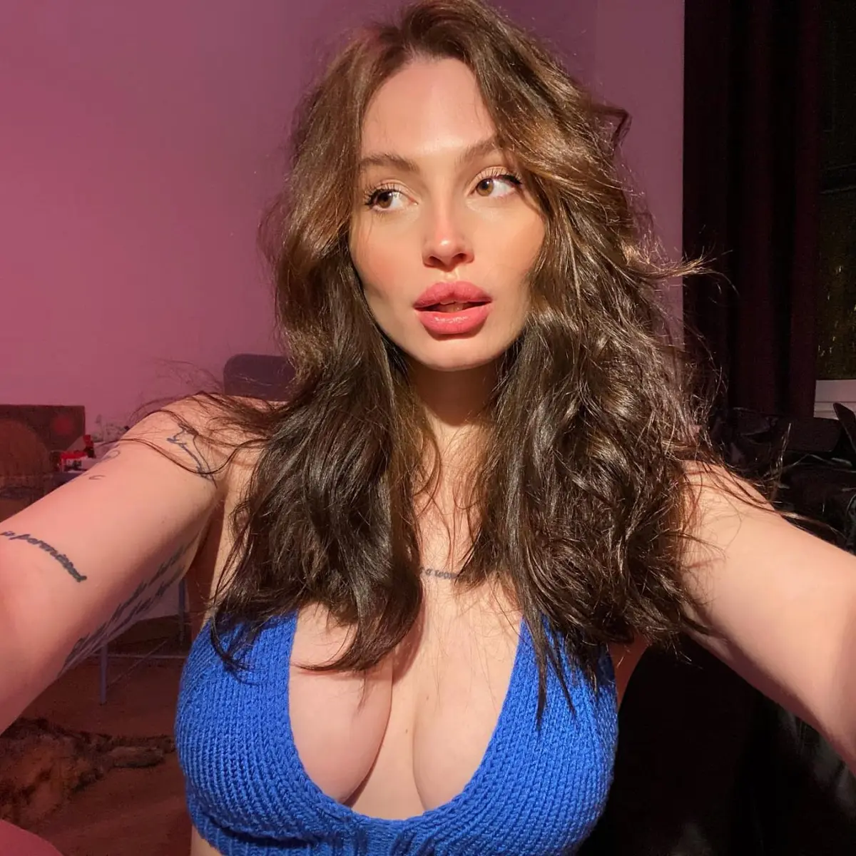 Джулия эскорт в городе Астана