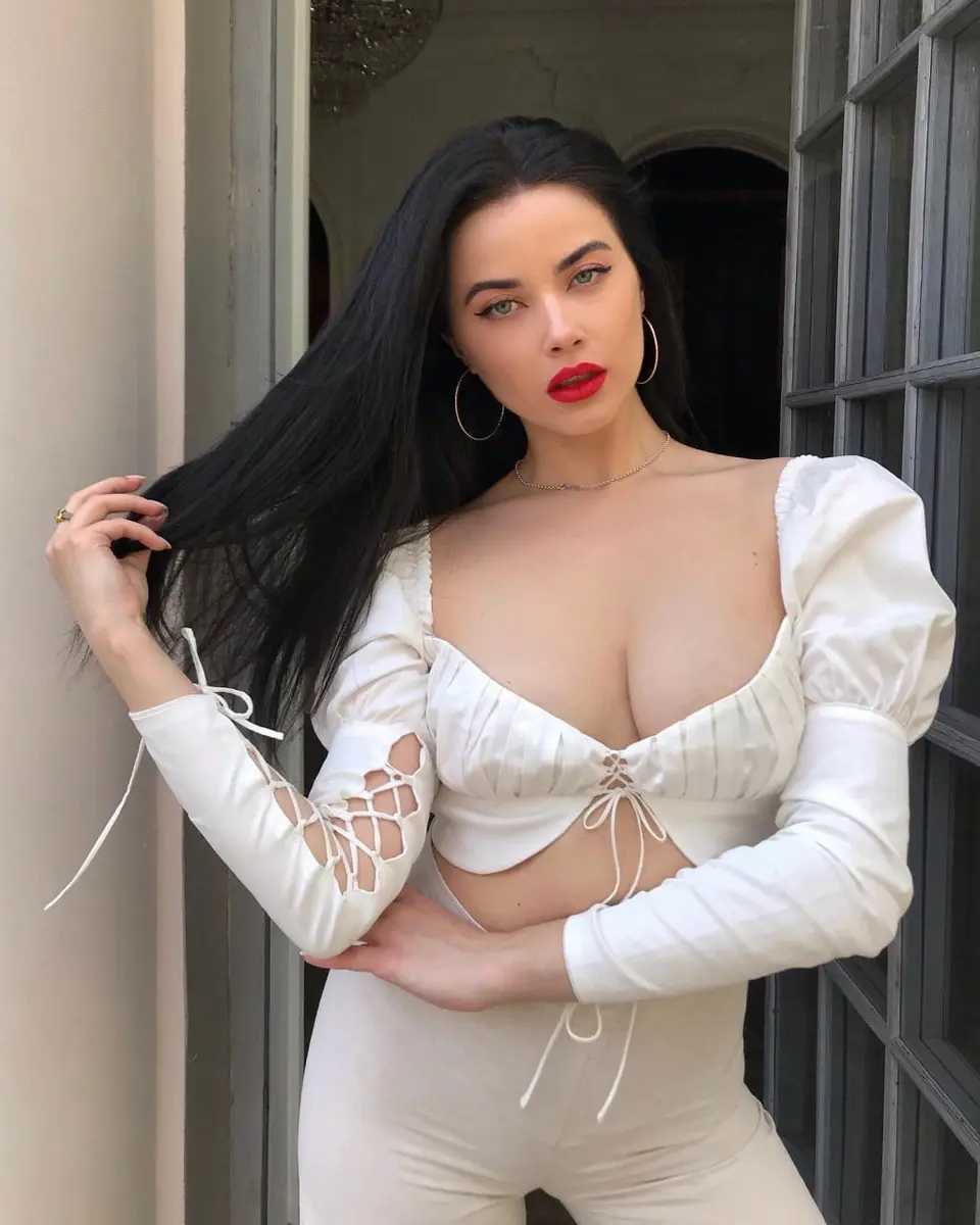 Катарина эскорт в городе Астана