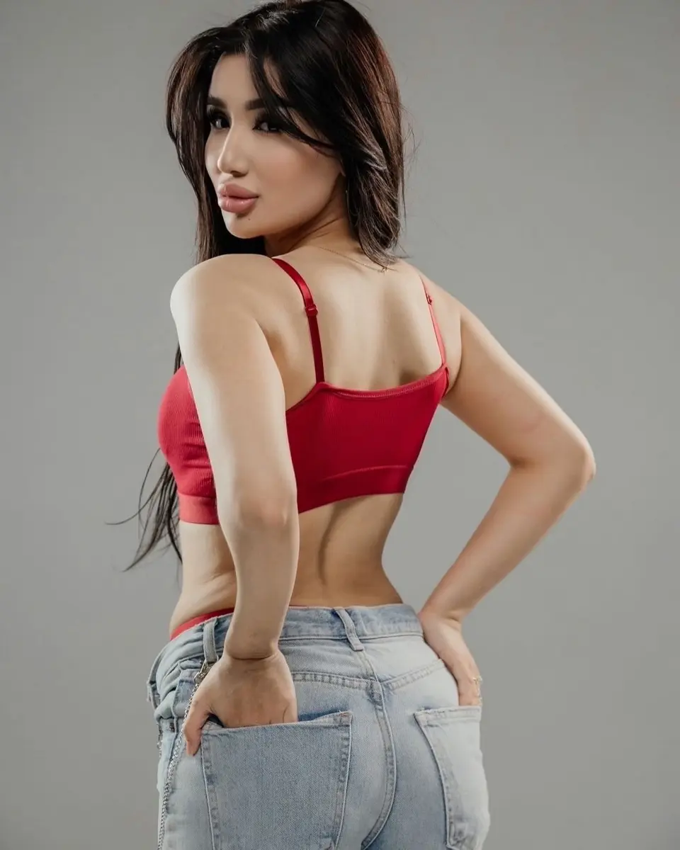 Кимми эскорт в городе Астана