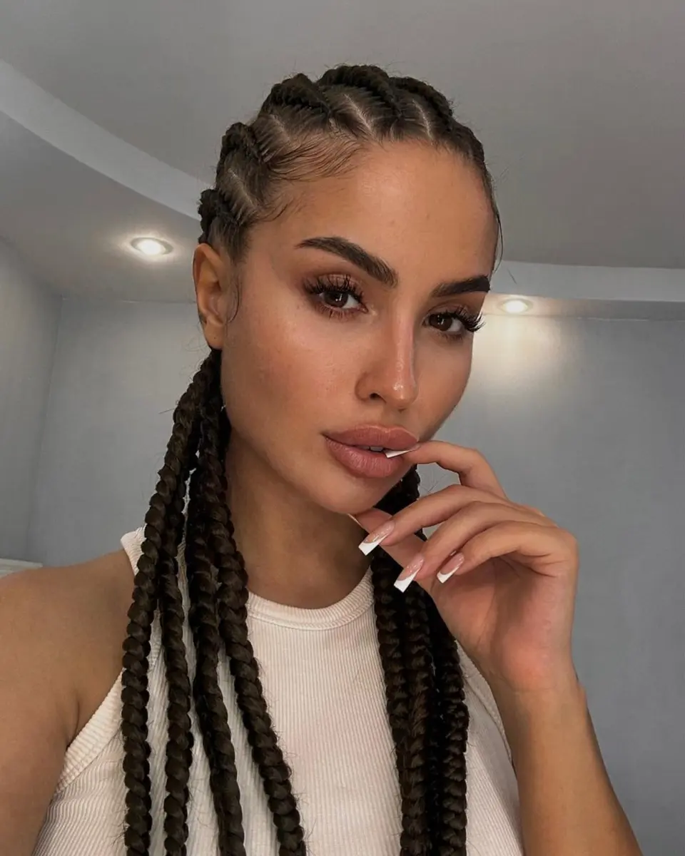 Лаура эскорт в городе Астана