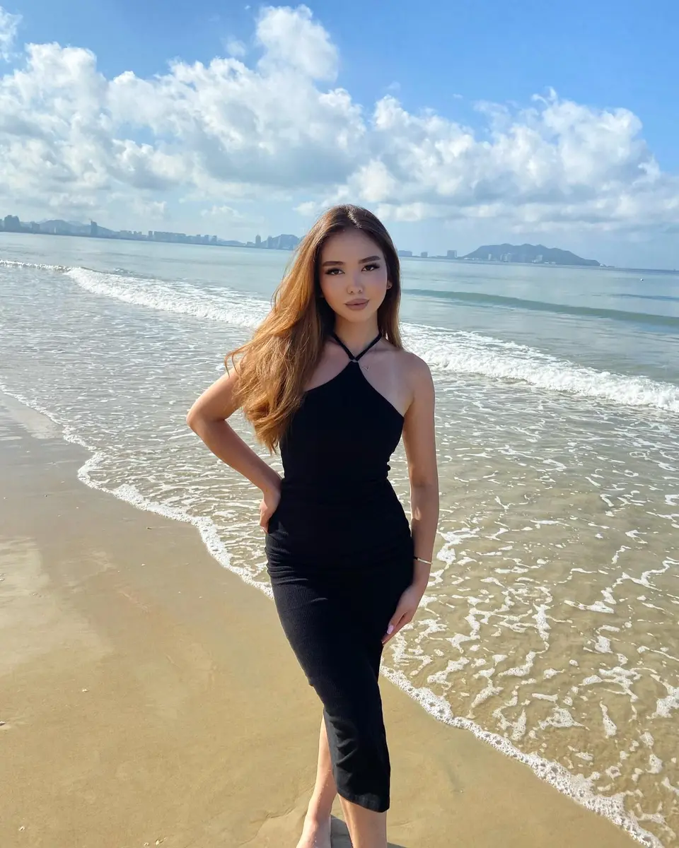 Леана эскорт в городе Астана