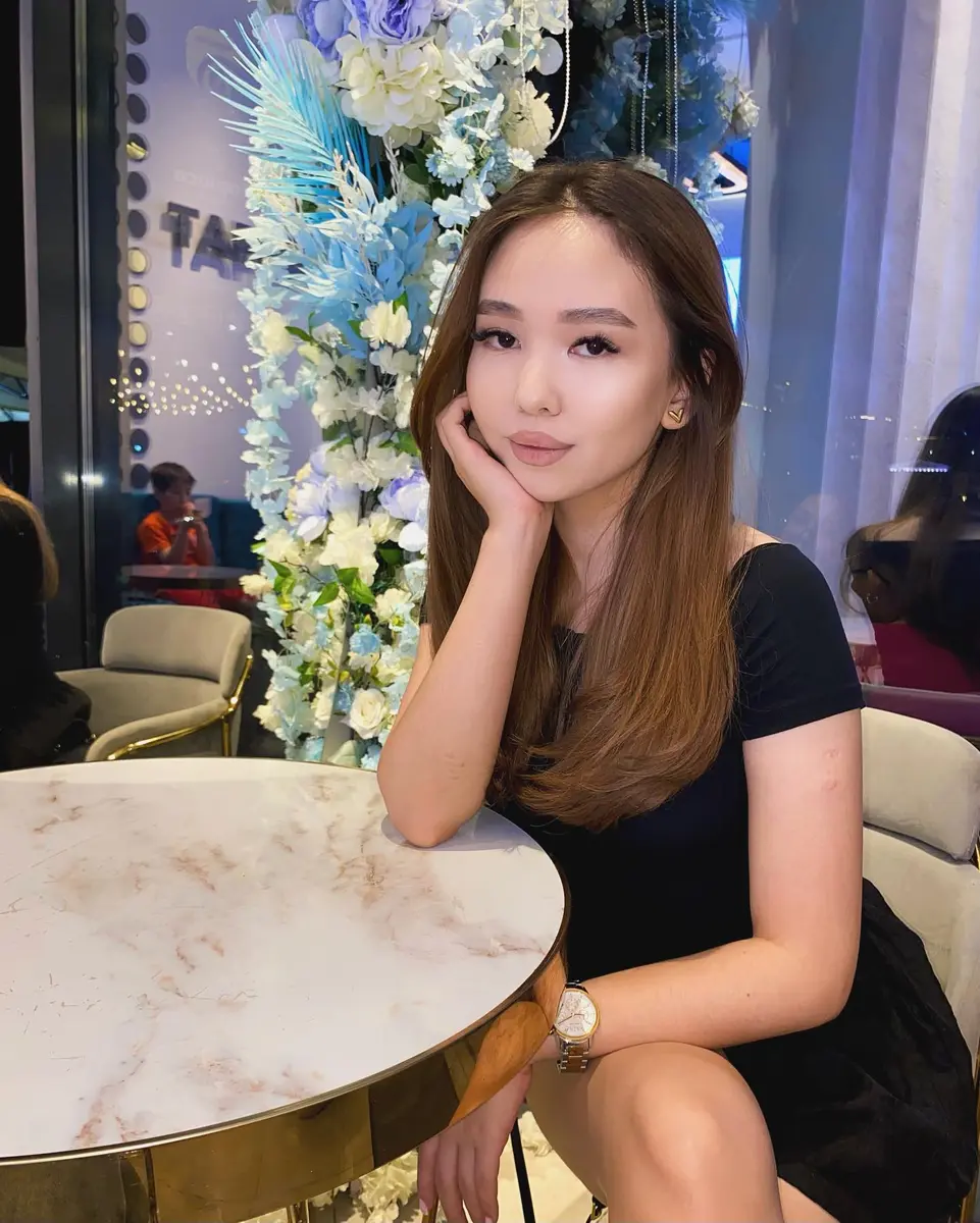 Леана эскорт в городе Астана