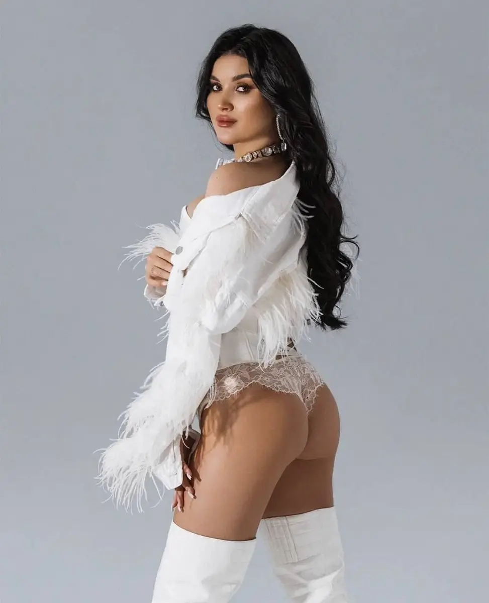 Марьям эскорт в городе Астана