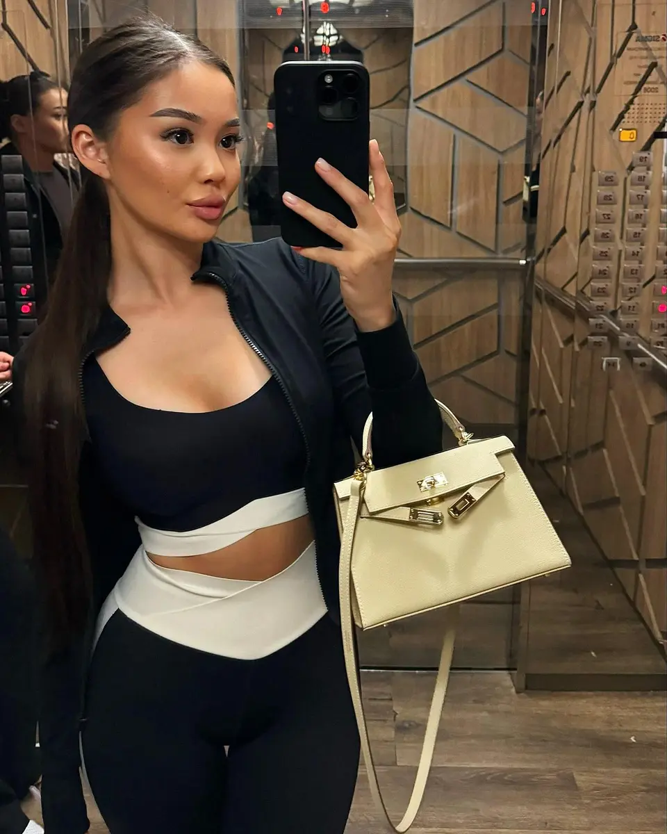 Вавилона эскорт в городе Астана