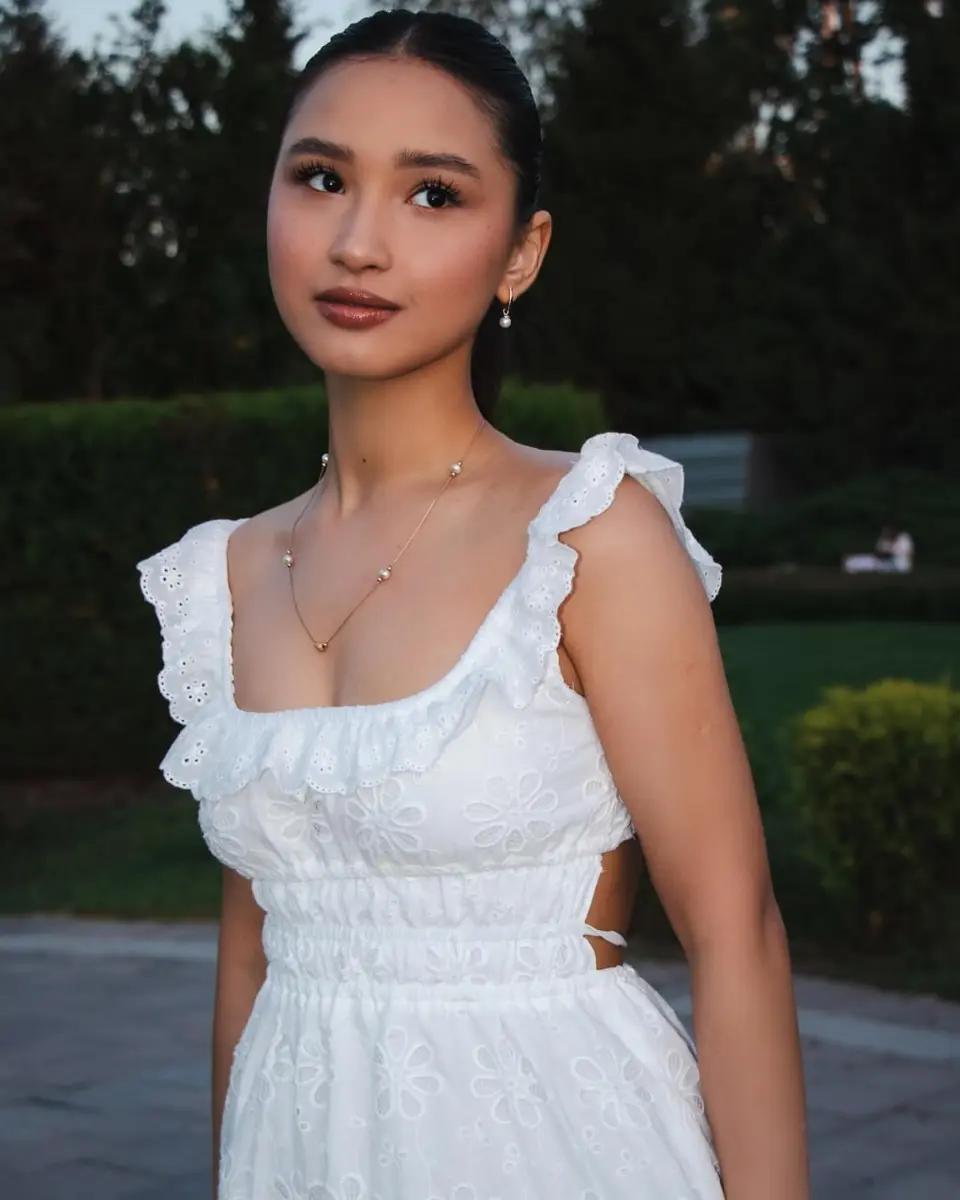 Злата эскорт в городе Астана